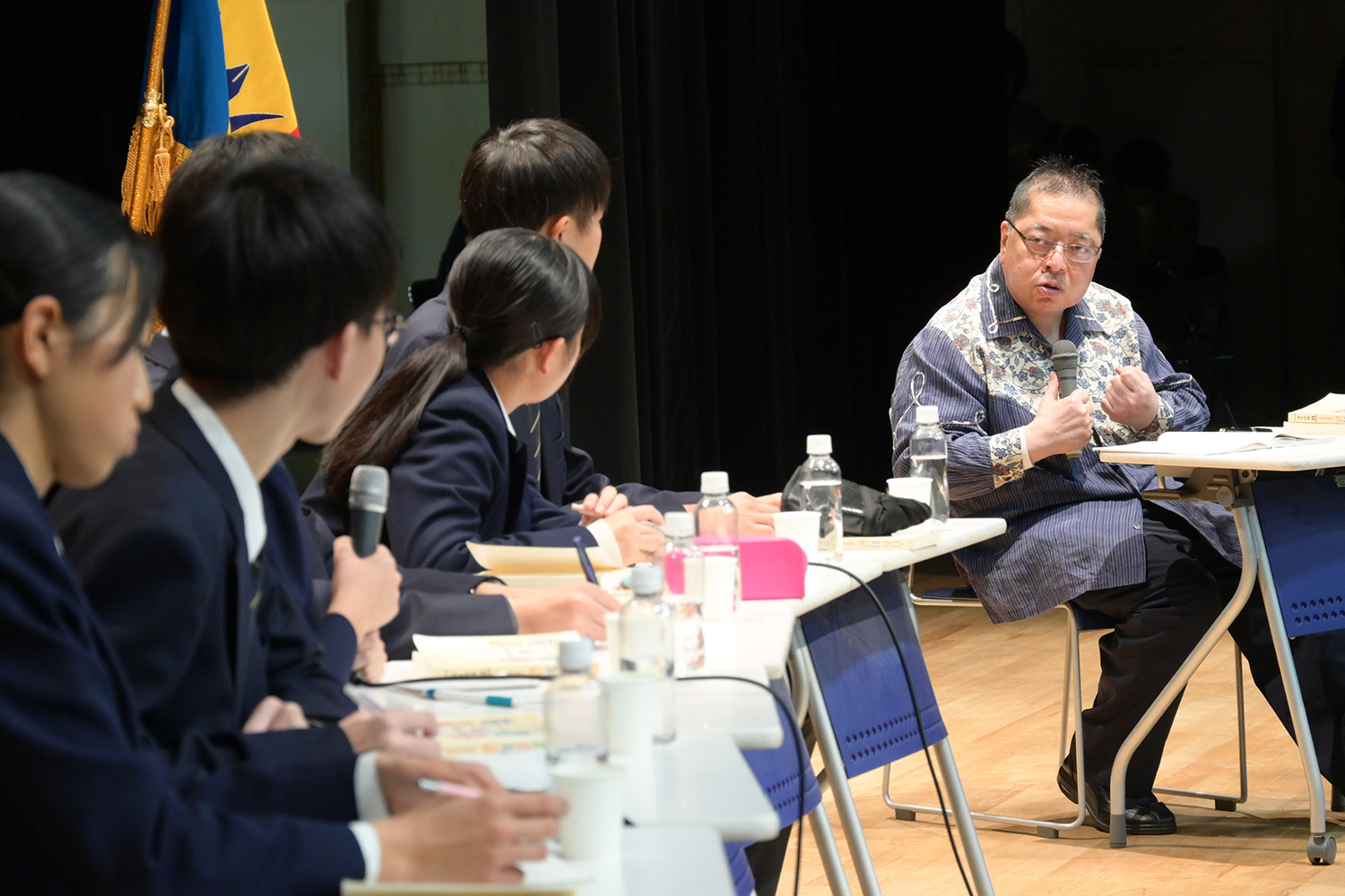 【特別講演抄録】佐藤優氏が東西学園生に伝えたいこと
