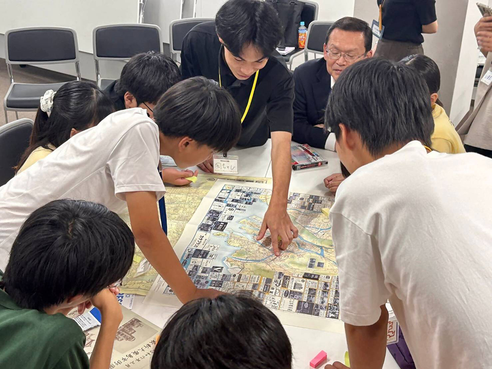 核兵器廃絶なんてお花畑？　理想と現実の隙間を埋める若者たちの挑戦