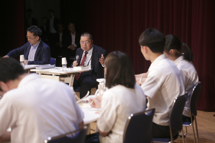 【特別講演抄録】佐藤優氏が東西学園生に伝えたいこと（後編）